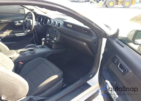 2015 Ford Mustang V6 из США, поврежденный, VIN 1FA6P8AM9F5303494